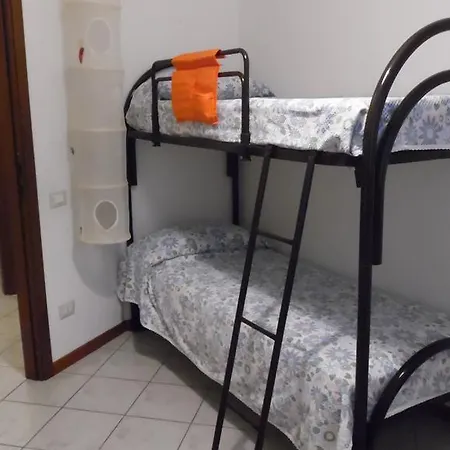 Luminoso, Tra Mare E Apartamento *